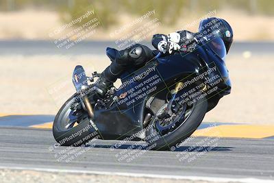 media/Jan-14-2024-SoCal Trackdays (Sun) [[2e55ec21a6]]/Turn 6 (125pm)/